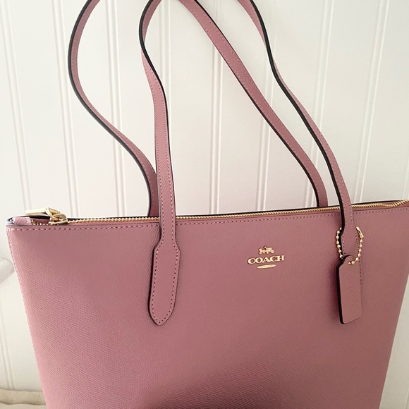 COPY - 🆕 COACH | Pink Purse Tote - Picture 6 of 15